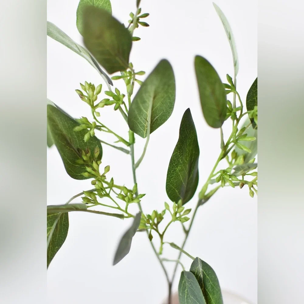 NWT 18 inch faux seeded eucalyptus greenery stem